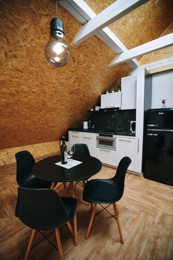 Garage Harrachov Daire Dış mekan fotoğraf
